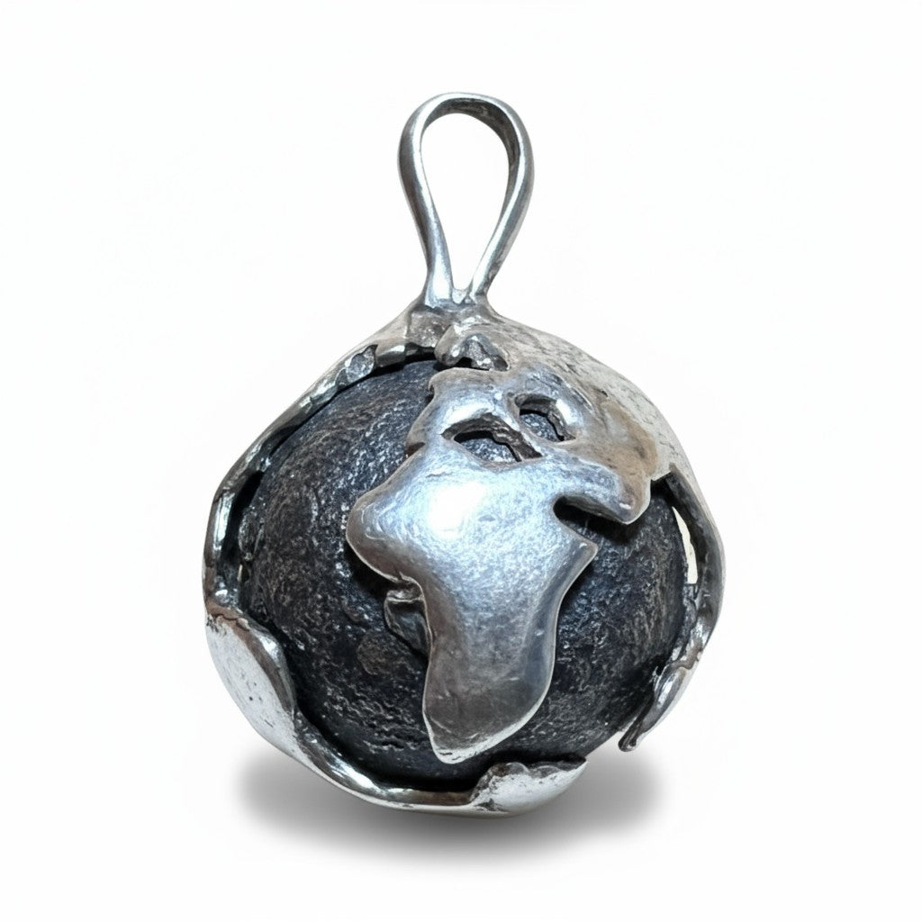 1715 Fleet Artifact - Musket Ball Shot in Custom World Mount