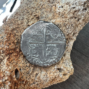 Atocha 1622 Shipwreck - 8 Reales - Grade 1 - Assayer "RL Monogram" - This is a rare Atocha