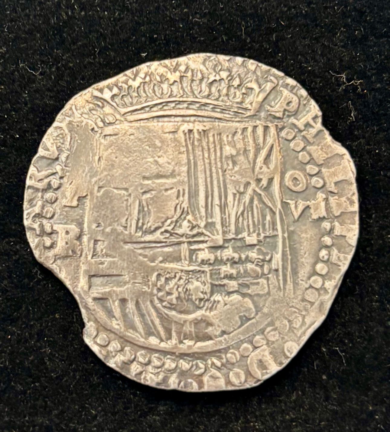 Nuestra Senora de Atocha Shipwreck - 8 Reales - Grade 1 - Assayer "R"
