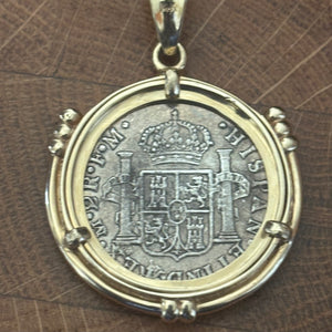 El Cazador Shipwreck - 8 Reales - Dated 1777 - Mounted in 14K gold