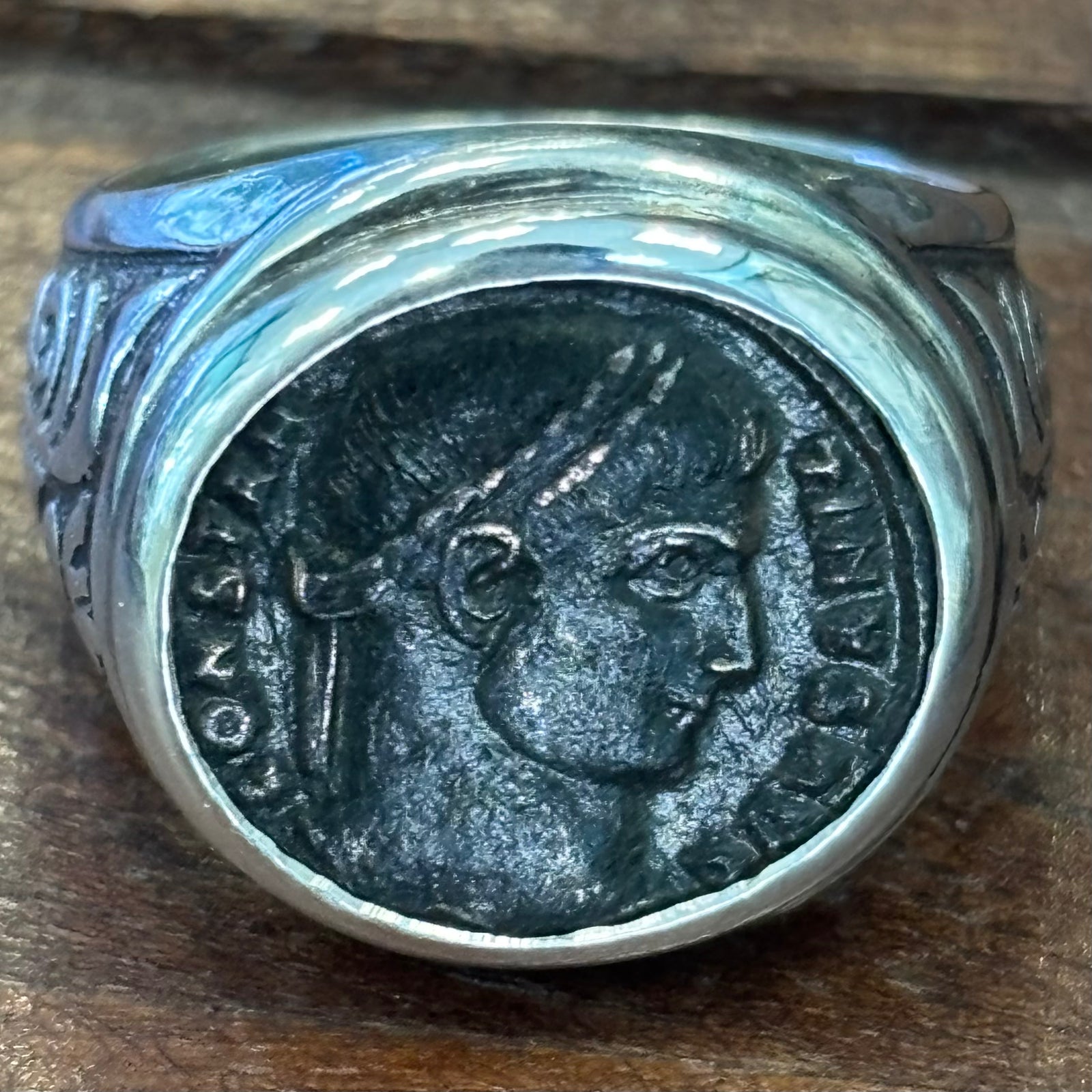 Ancient Roman - AE Bronze -Constantine I - Circa (306-337) CE