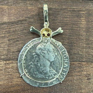 El Cazador Shipwreck - 2 Reales - Dated 1778 - Mounted in 14K gold skull & Crossbones