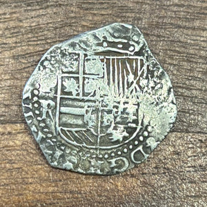 Nuestra Senora de Atocha Shipwreck - 2 Reales - Grade 1 - Assayer "R"  (1610-1612)