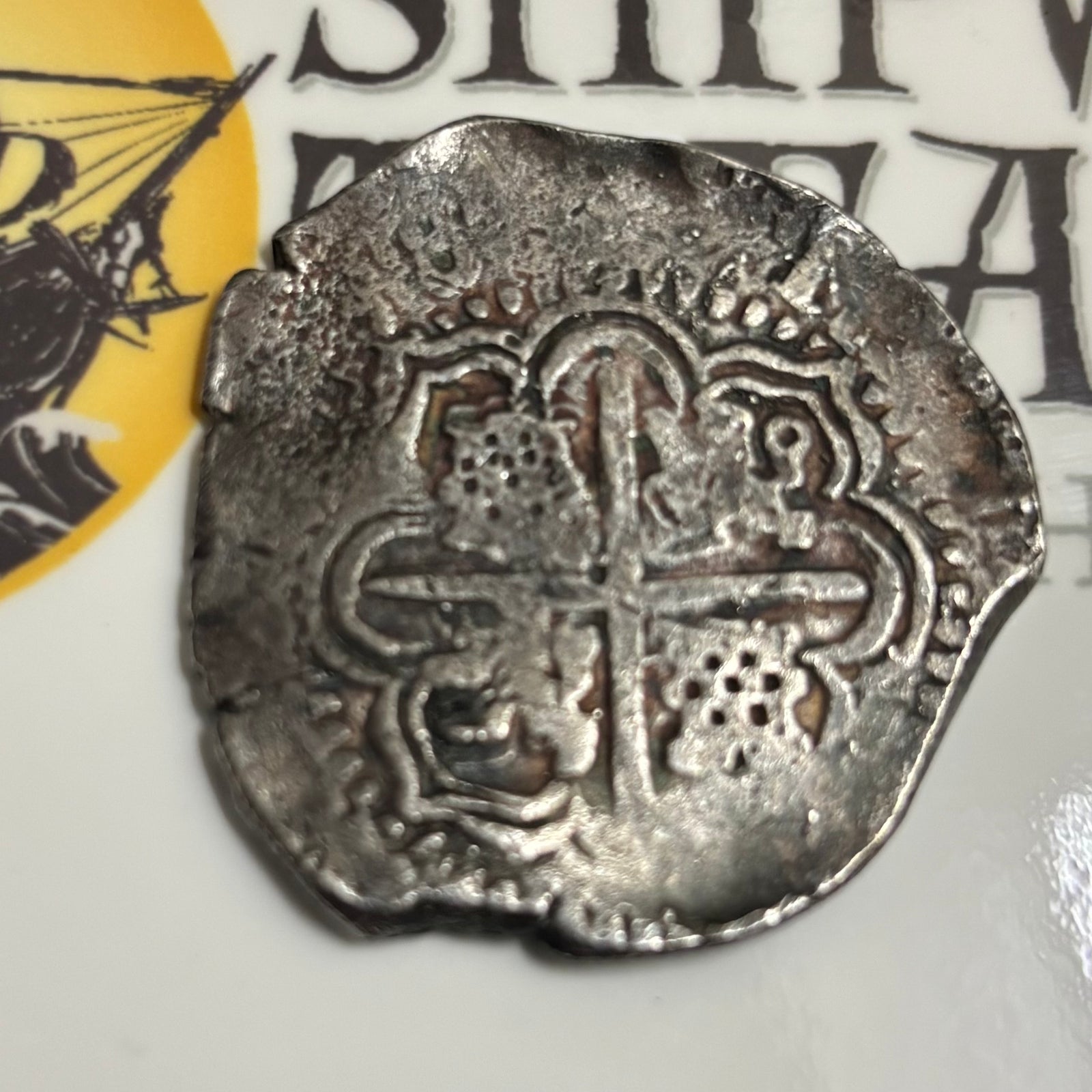 La Capitana Shipwreck - 8 Reales  - Assayer: "E" (1651-1679)