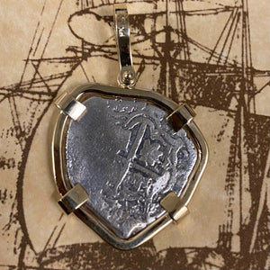 La Capitana Shipwreck   - 1 Reales -  Assayer "O" - Mounted in 14K gold with diamond accents
