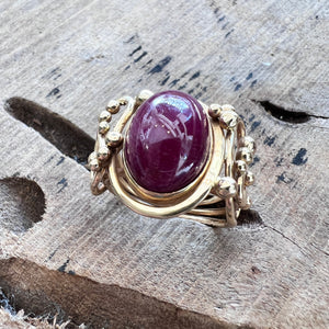 12.3 ct Ruby Cabochon Ring - Size 7